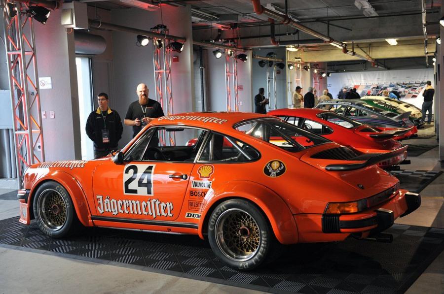  Porsche 934 1976 года  (фото 2 из 4)